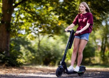 E Scooter Statistik 2024 Anzahl der zugelassenen E Scooter steigt