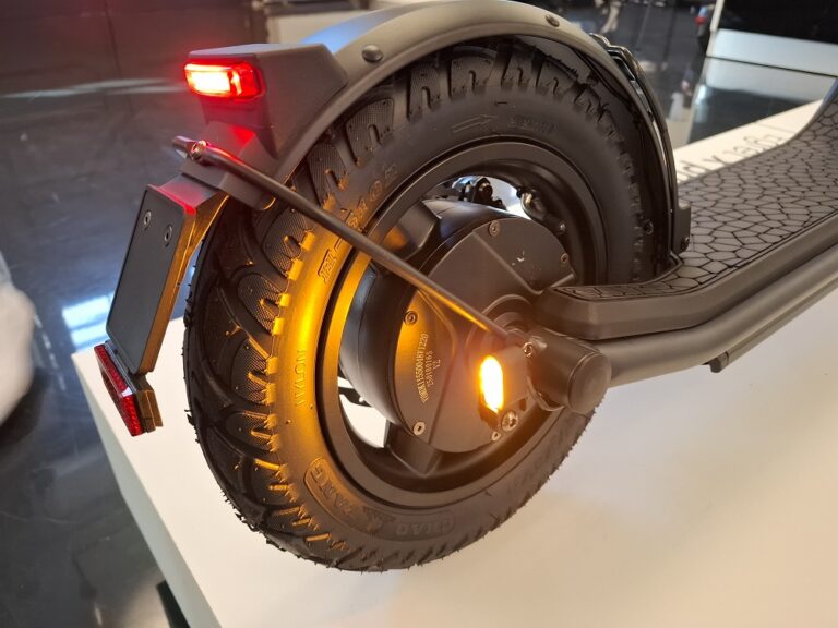 egret x prime core und ultra mit hinterrad blinker