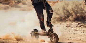 wir haben den iscooter ix7 pro getestet, hier im gelände