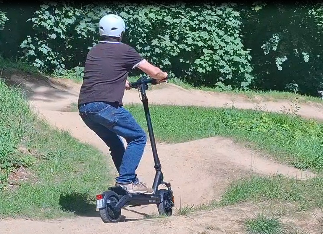 VMAX VX2 Hub im Geleändetest am 29.07.2026