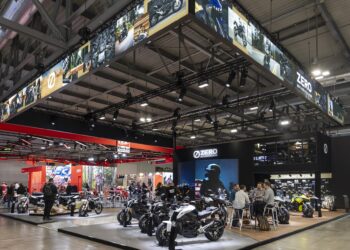 Zero Motorcycles nutzte die diesjährige Motorradmesse in Mailand, um den Zero LS1 zu präsentieren – einen kompakten, effizienten Elektroroller, der speziell für den Stadtverkehr entwickelt wurde.